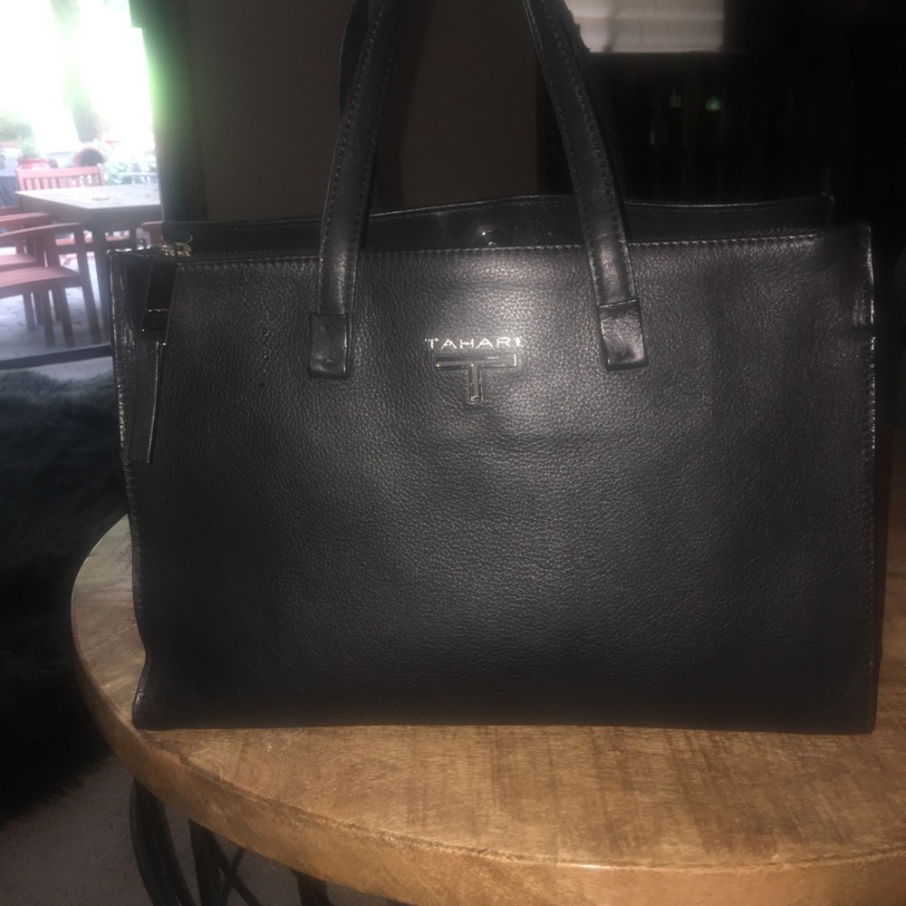 TAHAR leather purse